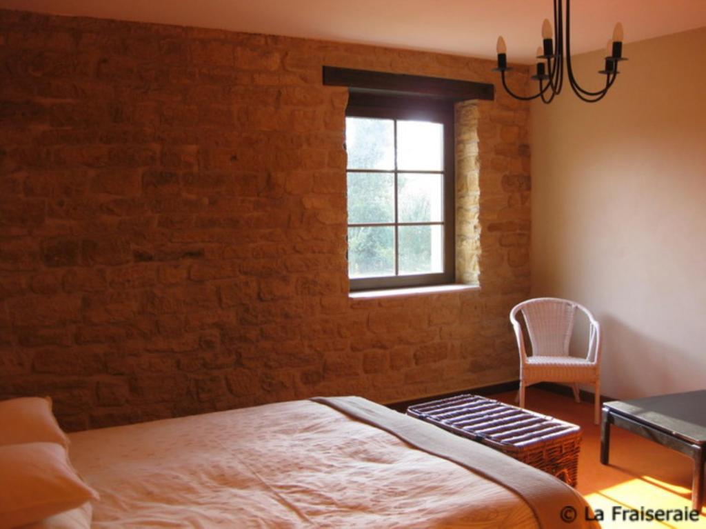 Chambres D'Hotes La Fraiseraie Tellancourt Rom bilde